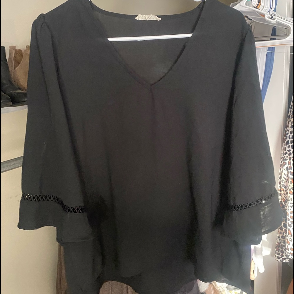 Black Gilli dress top